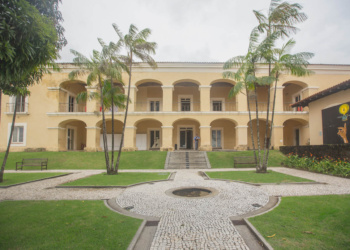 casa das onze janelas - belém do pará