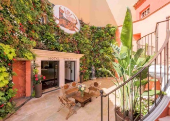 Hotel Byblos Saint-Tropez