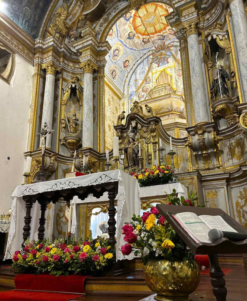 Interior da Igreja Nossa Senhora do Carmo