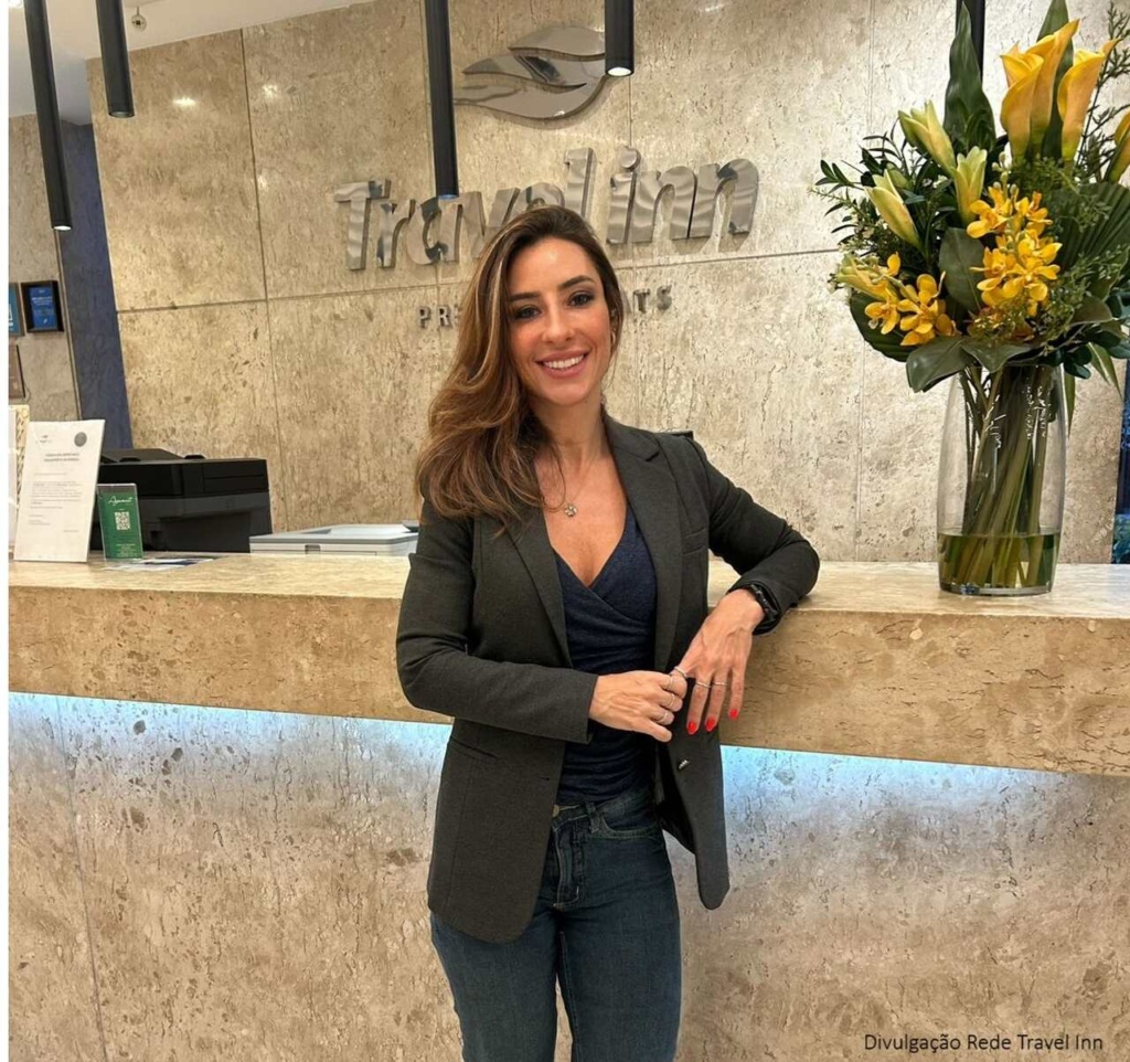 Bárbara Dvorzak - gerente geral do Paulista Wall Street