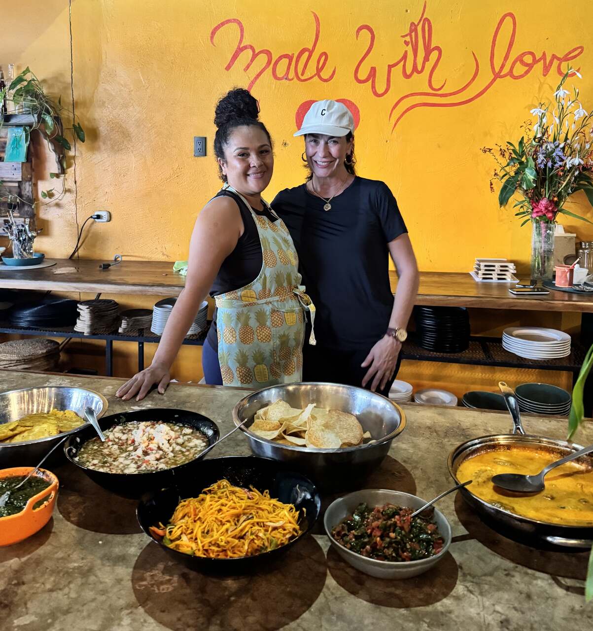 Chef Jazmín Godínez e Caroline Tonaco