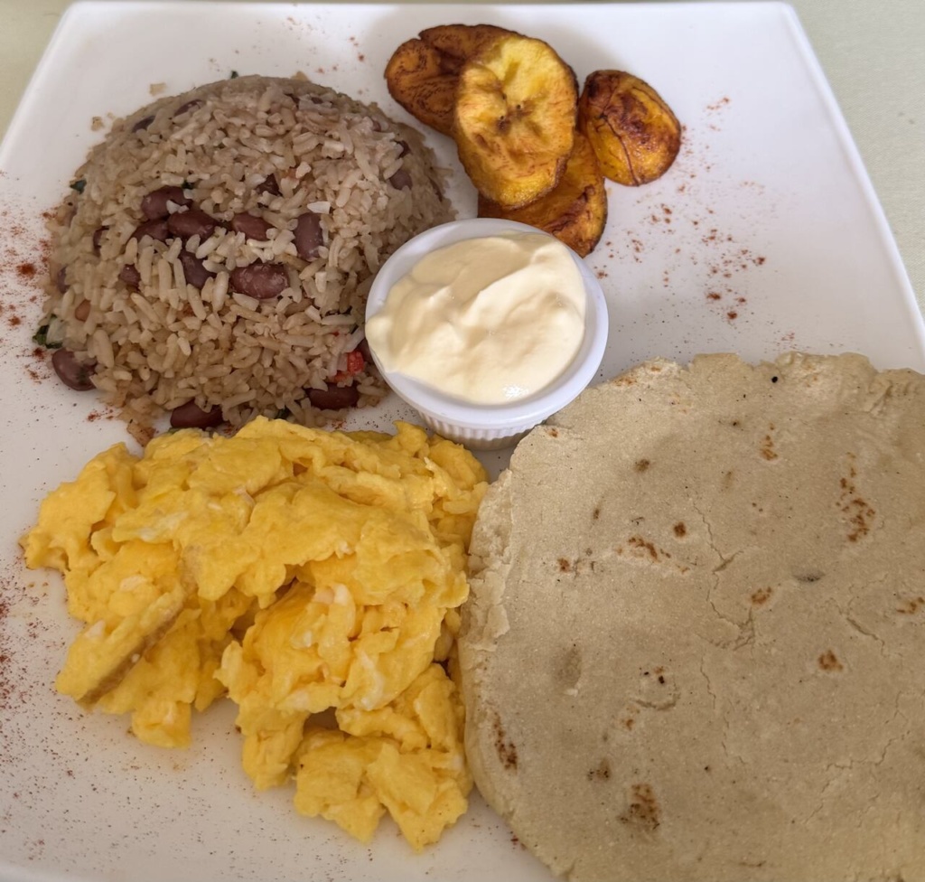 café da manhã- gallo pinto